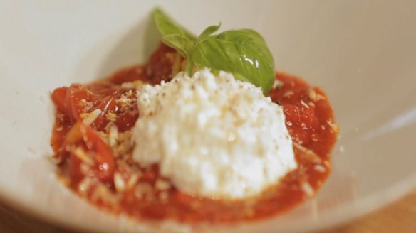 Datterini rossi con gelato di Bufala