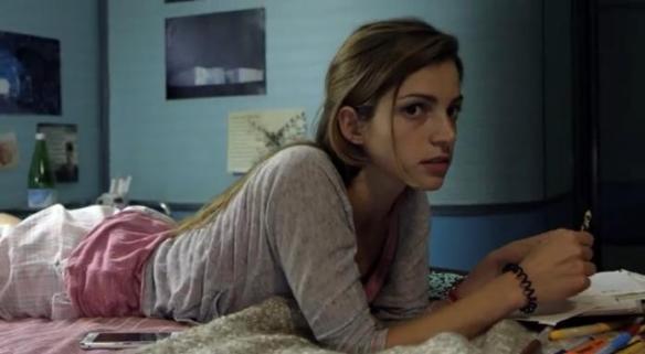 Cris (Aurora Ruffino)