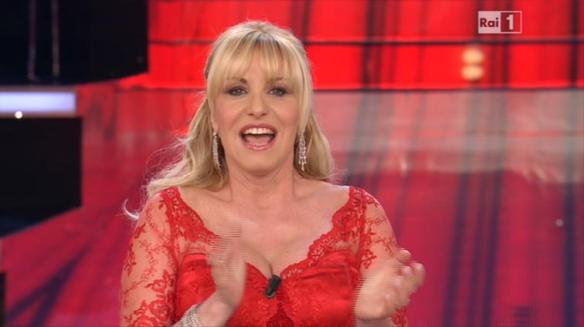 Antonella Clerici versione bomboniera