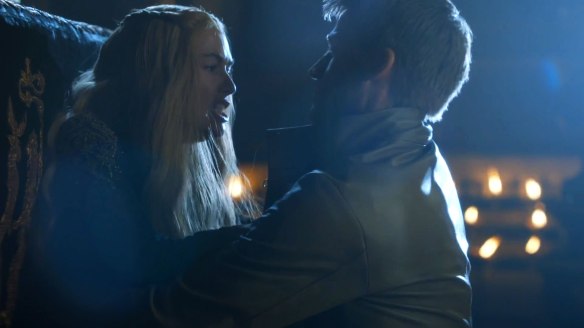 Jaime violenta  la sorella Cersei