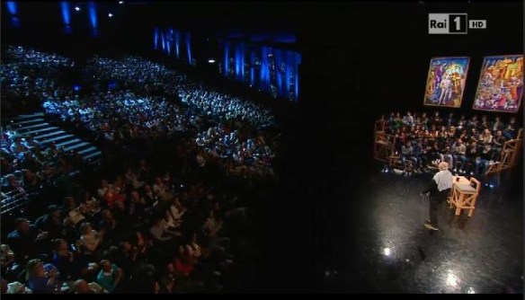 Il pubblico in estasi per il Premio Nobel