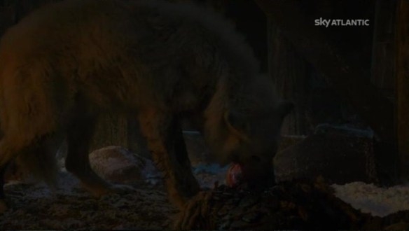 Spettro fa uno spuntino