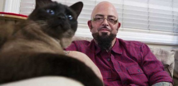 Jackson con un gatto "indemoniato"