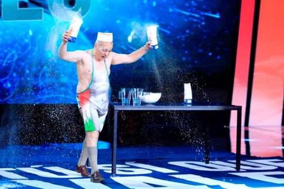 Il pazzo con la farina