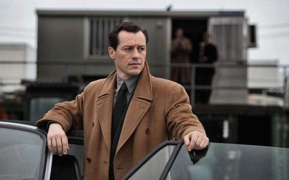 Stefano Accorsi interpreta Leonardo Notte