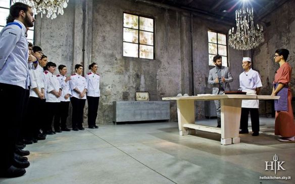 I concorrenti a lezione di sushi